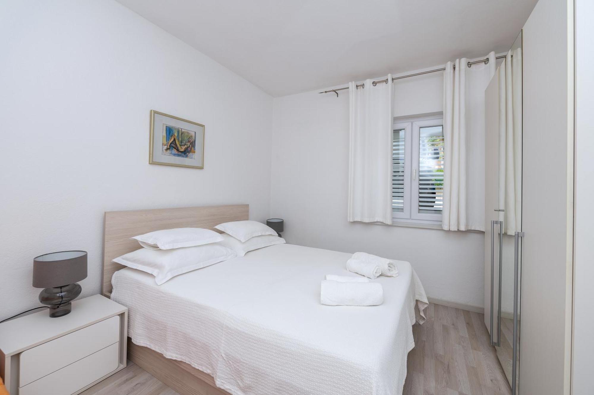 Apartments Sokol Makarska Exterior photo